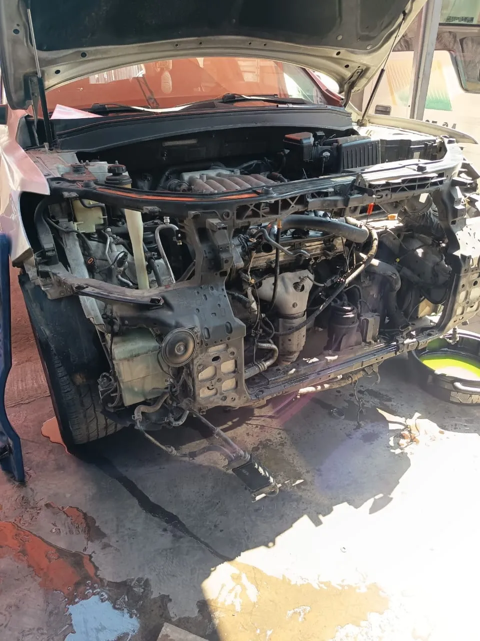 bateria domicilio mazda huechuraba taller mecanico cerca de mi bosch - LLANOCAR Servicios Automotrices Santiago