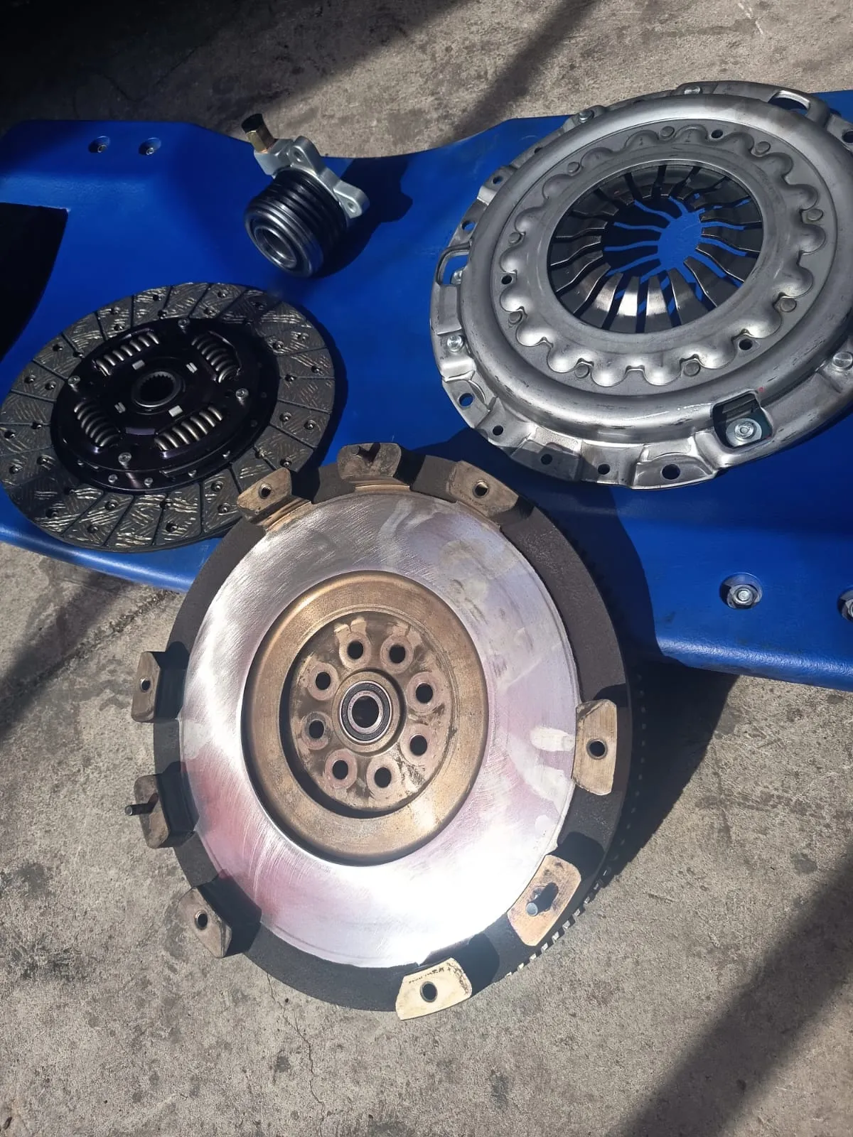 frenos y pastillas nissan talagante taller mecanico cerca de mi rectificado - LLANOCAR Servicios Automotrices Santiago